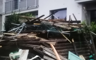 Pomoc Pěnicovým, kterým tornádo zničilo domov