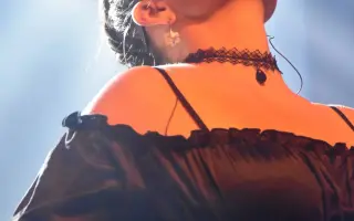 Videoklip k písni Holka od koní – pomozte mi být vidět a slyšet