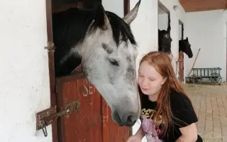 ❤️ Pomozme Sofince zvládat bolest i běžný život bezpečně
