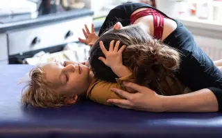 Pomozte mi absolvovat terapeutický workshop ve Velké Británii