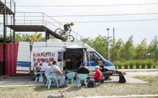 Podpořte první knihu uměleckého kolektivu Prádelna