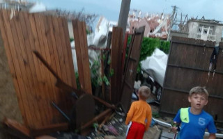 Pomoc mamince Martině Ševčíkové s 3 dětmi – tornádo jim zničilo dům