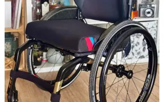 Nový odlehčený vozík pro Tomáše, který mu pomůže dál žít aktivní život!