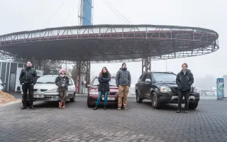 POŠLI AUTA NA UKRAJINU