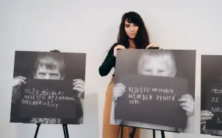 Podpořili jste projekt Hvězdy svítí modře na cestě k neziskovce