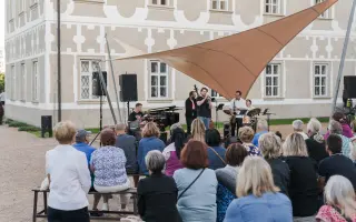 Osmosis připravuje debutové album
