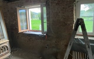 Pomoc panu Rentisovi z Brantic, který přišel o všechno v domku a o bydlení