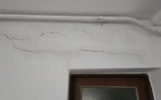 Pomozme Dáši zachránit domov v havarijním stavu po poškození vodou