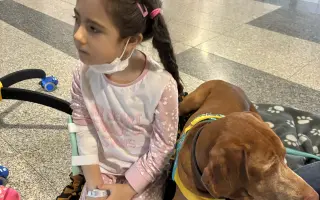 Pomozme malé Melissce projít léčbou leukémie s maminkou po boku