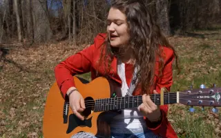 Pomozte vydat nové album MASKY LÁSKY z šuplíku písničkářky Michaely Šedivé