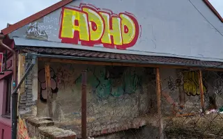 Podpořte ADHDEE - fotografickou výstavu a program plný dopaminu