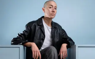 Podpořte vydání nové knihy Constance Debré „Jméno“ v nakladatelství tranzit