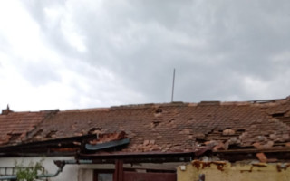 Pomoc pro Beránkovy, kterým ničivé tornádo odneslo střechu
