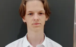 Pomozte Pavlovi ke studiu astrofyziky a stáži v NASA