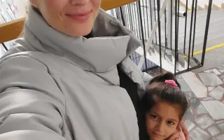 Pomoc pro těhotnou maminku samoživitelku v tíživé situaci