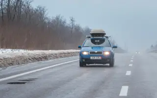 POŠLI AUTA NA UKRAJINU