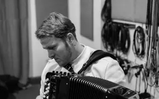 Podpořte vydání prvního CD klezmerového tria NIŠMA.