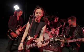 Pomozte nám nahrát album "Nezlomená" od kapely NATTY
