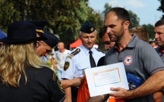 Léta zachraňoval životy ostatním. Teď potřebuje, aby ostatní pomohli jemu.