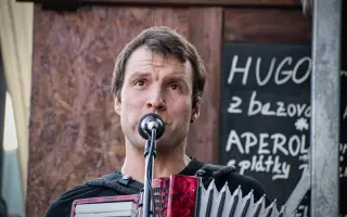 Pomozte kapele HoŠi vydat nahrávky a zpěvník!