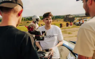 Krtek dal Adamovi Chomovi šanci, pojďme dát šanci dalším!