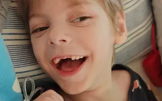 Pomozme bojovníkovi Michálkovi vykročit k prvnímu krůčku a lepší budoucnosti