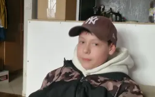 Pomozme mamince Hance postarat se o děti