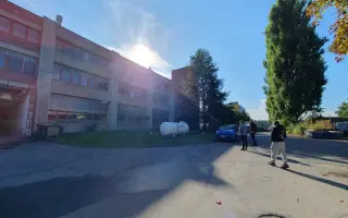 Vlastina Paradox: Z prázdné haly vzniká místo, kde se to hýbe - podpořte nás!