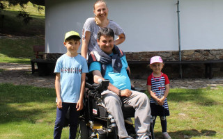 Život jede dál - mechanický vozík pro Štefana