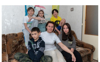 Maminka s 5 dětmi na útěku před válkou na Ukrajině