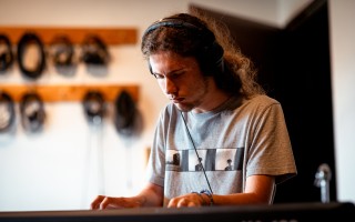NIXIES! Slyšíte talent růst? To jste u vzniku nového alba.