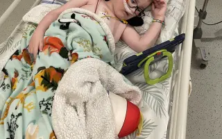 Mari: Kluk, co obehrál smrt, hledá cestu k „NORMÁLNU“