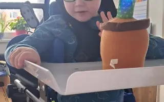 Zdravotní kočárek s podložkou pro Kubíka na každodenní cestování