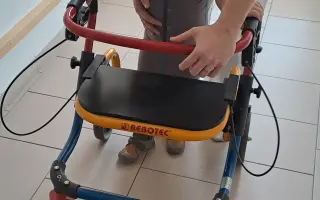 Pomoc Teodorkovi k prvním krůčkům