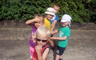 Prosím, pomozte zachránit MOTÝLKA.
