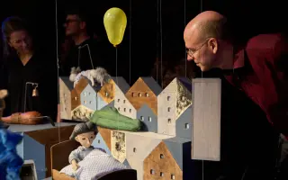 OBLÉKNEME CÍSAŘOVY NOVÉ ŠATY 2026 - festival otevřeného divadelního myšlení