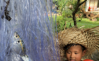 Jirka se synem uvízli na vietnamském ostrově. Pomůžeme jim?