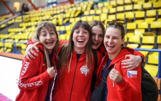 PODPOŘ ŽENSKOU BOXERSKOU REPREZENTACI NA CESTĚ NA OLYMPIJSKÉ HRY