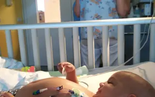 Pro nadaného Mathea a jeho sestřičku po transplantaci kostní dřeně