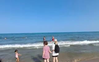 Pomozme Emičce pokračovat v cestě, kterou s mámou roky nevzdávají