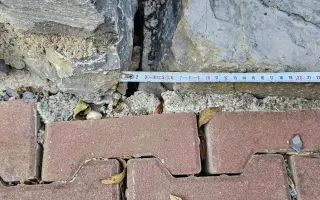 Pomozme Dáši zachránit domov v havarijním stavu po poškození vodou