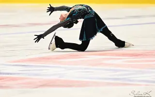 Pomozte Bellince dál tančit na ledě