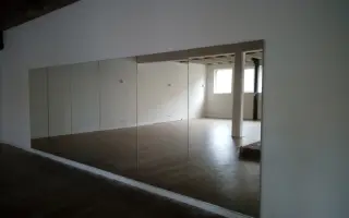 Rozhýbejte s námi Sladovnu - vybavujeme prostory v Domě tanečního umění