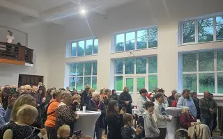 „Pomáhat může každý“