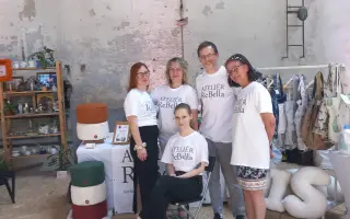 Pomozte vybavit šicí dílnu v Praze a dát našim zaměstnankyním nový začátek