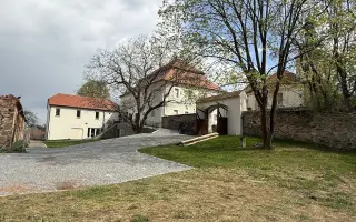 Záchrana charitního střediska v Maršovicích před dřevomorkou