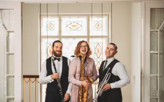 Podpořte nové album orchestru SWING MELODY - "HONBA ZA PÍSNIČKOU"