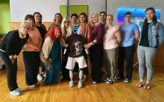 Společně vraťme humanoidního robota do škol.