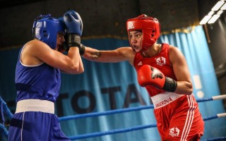 PODPOŘ ŽENSKOU BOXERSKOU REPREZENTACI NA CESTĚ NA OLYMPIJSKÉ HRY