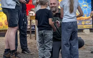 Pomohli jste dostat notebooky dětem na Ukrajině